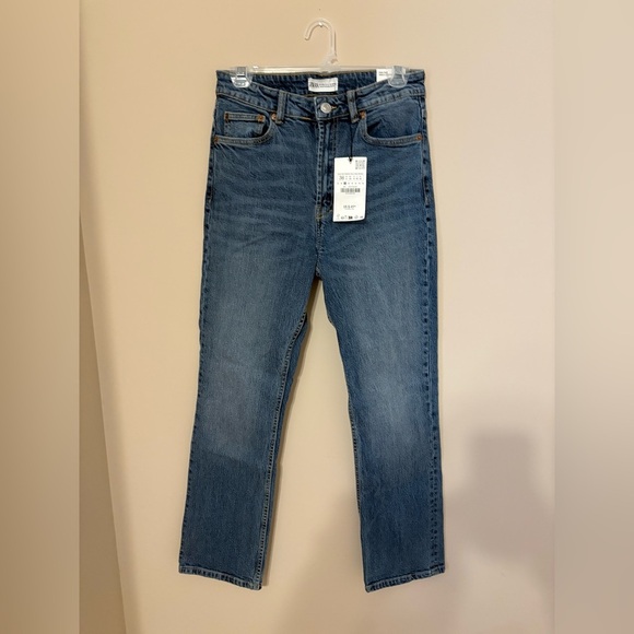 NWTs Zara Women's High-Waisted Blue Denim Jeans Size 4 Style Stone Pipe - Picture 4 of 8